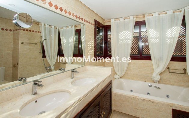 Wiederverkauf - Wohnung - Marbella - La Mairena