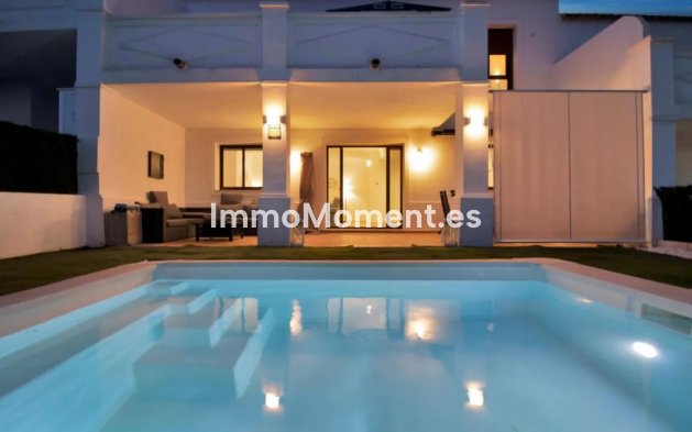 Revente - Maison mitoyenne - Casares - Doña Julia