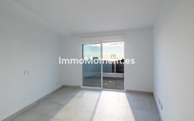 Resale - Apartment - Marbella - Altos de los Monteros