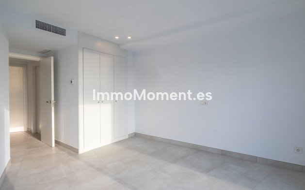 Resale - Apartment - Marbella - Altos de los Monteros
