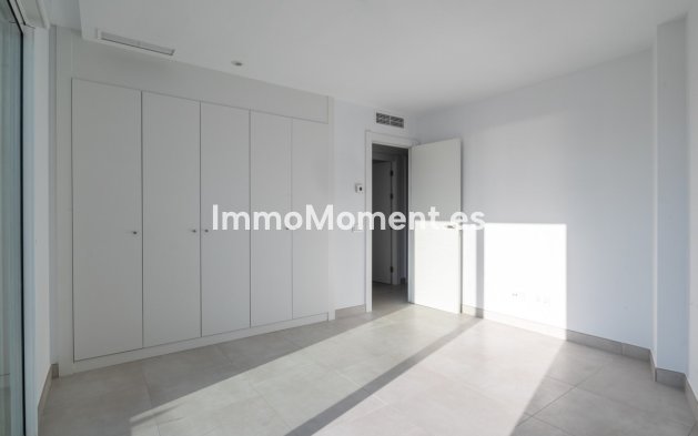Resale - Apartment - Marbella - Altos de los Monteros