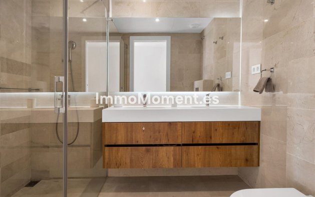 Wiederverkauf - Wohnung - Marbella - Nueva Andalucía