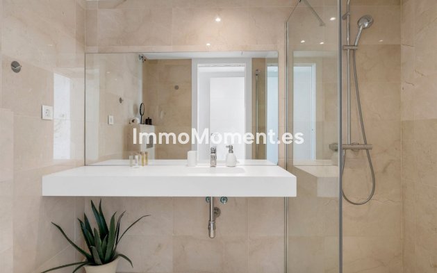 Wiederverkauf - Wohnung - Marbella - Nueva Andalucía