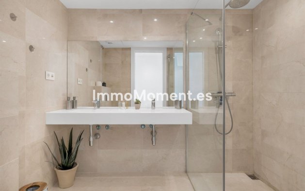 Wiederverkauf - Wohnung - Marbella - Nueva Andalucía