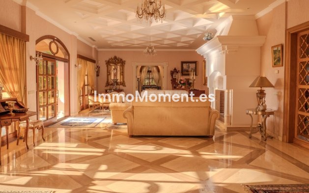 Revente - Villa - Marbella - Nueva Andalucía