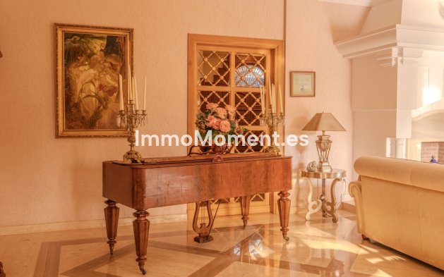 Revente - Villa - Marbella - Nueva Andalucía