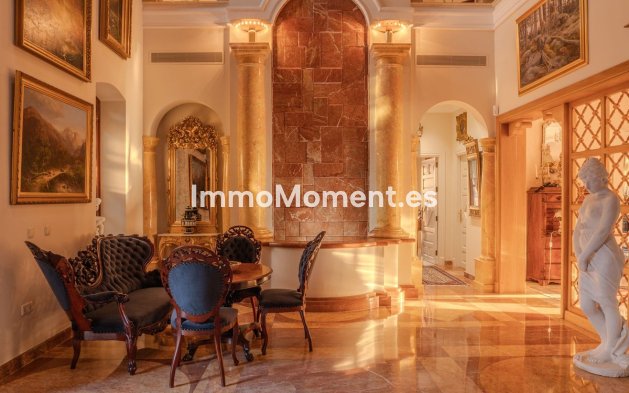 Revente - Villa - Marbella - Nueva Andalucía