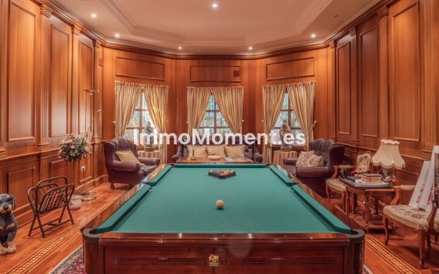 Revente - Villa - Marbella - Nueva Andalucía