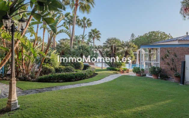 Revente - Villa - Marbella - Nueva Andalucía