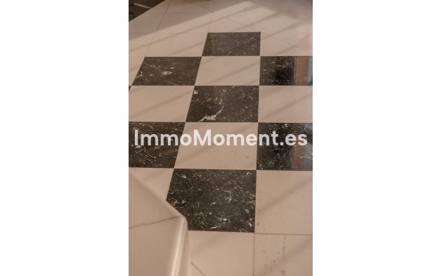 Revente - Villa - Marbella - Nueva Andalucía