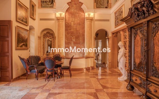 Revente - Villa - Marbella - Nueva Andalucía