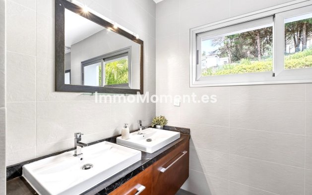 Wiederverkauf - Villa - Mijas - Valtocado