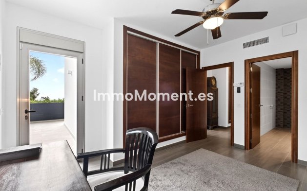 Wiederverkauf - Villa - Mijas - Valtocado