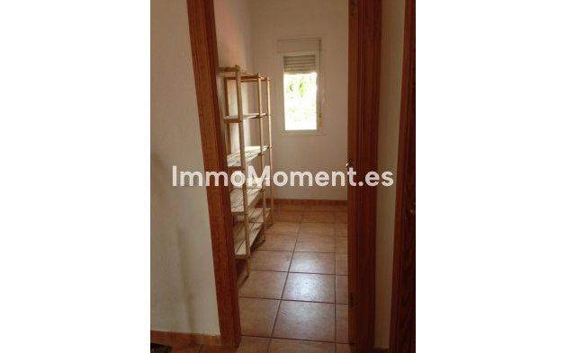 Wiederverkauf - Villa - Estepona  - New Golden Mile