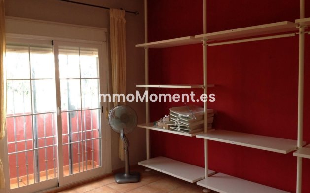 Wiederverkauf - Villa - Estepona  - New Golden Mile