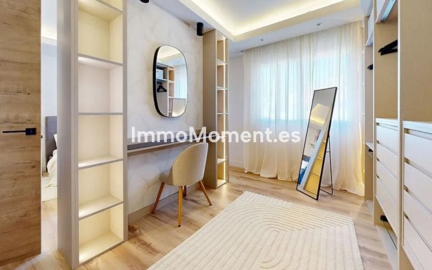 Resale - Villa - Estepona - Atalaya