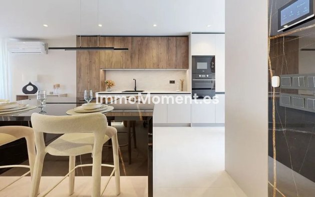 Resale - Villa - Estepona - Atalaya