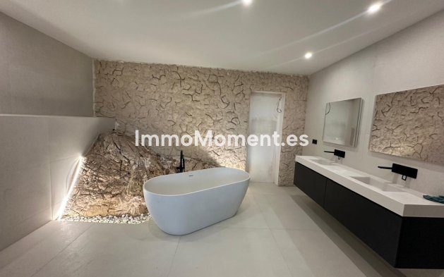 Revente - Villa - Marbella - Marbella Centro