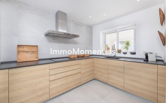 Resale - Townhouse - Marbella - Elviria