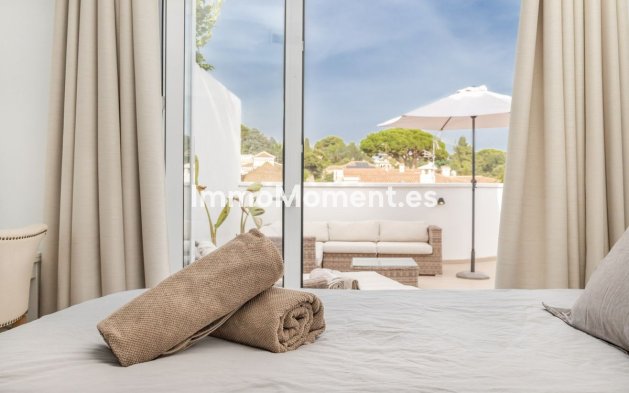 Resale - Townhouse - Marbella - Elviria