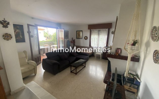 Resale - Villa - Benalmadena - La Capellania