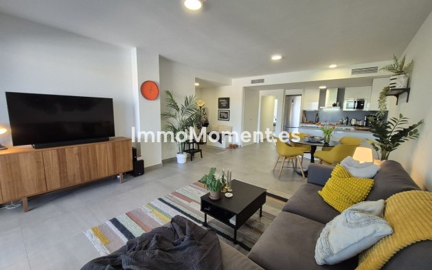 Resale - Apartment - Manilva - La Duquesa