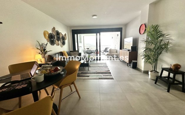 Resale - Apartment - Manilva - La Duquesa