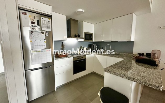 Resale - Apartment - Manilva - La Duquesa
