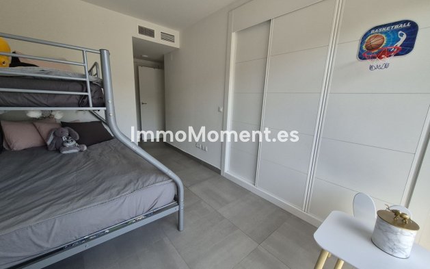 Resale - Apartment - Manilva - La Duquesa