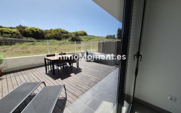 Resale - Apartment - Manilva - La Duquesa
