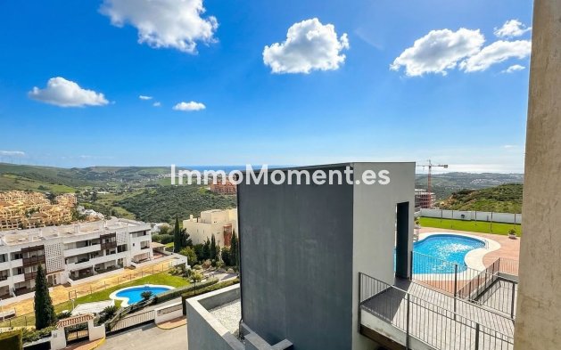 Resale - Apartment - Manilva - La Duquesa