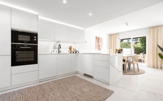 Revente - Maison mitoyenne - Marbella - Nueva Andalucía