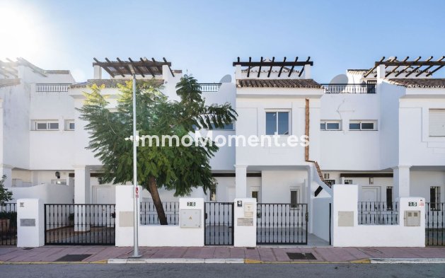 Revente - Maison mitoyenne - Marbella - Nueva Andalucía