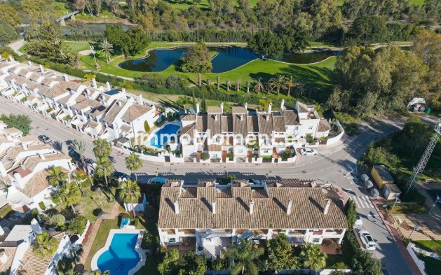 Revente - Maison mitoyenne - Marbella - Nueva Andalucía