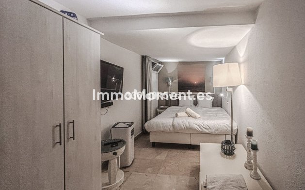 Revente - Maison mitoyenne - Estepona  - Estepona Centro