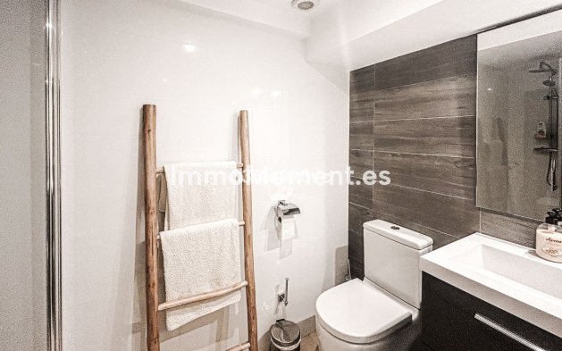 Revente - Maison mitoyenne - Estepona  - Estepona Centro