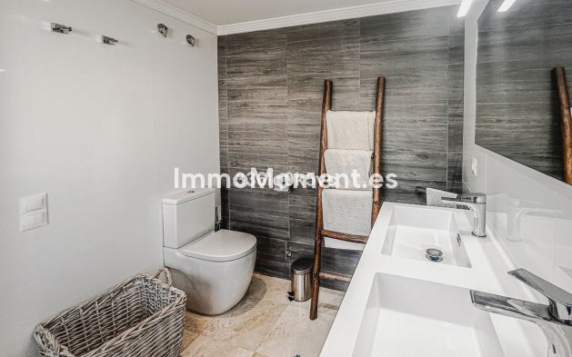 Revente - Maison mitoyenne - Estepona  - Estepona Centro