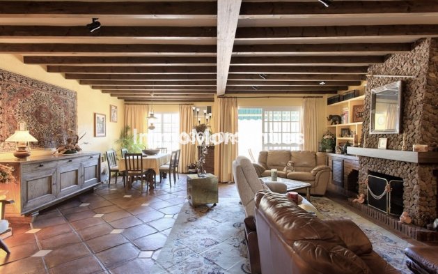 Resale - Townhouse - Benahavís - Benahavís Centro