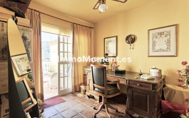 Resale - Townhouse - Benahavís - Benahavís Centro