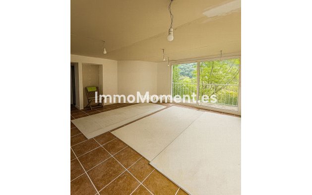 Resale - Villa - Benahavís - Benahavís Centro