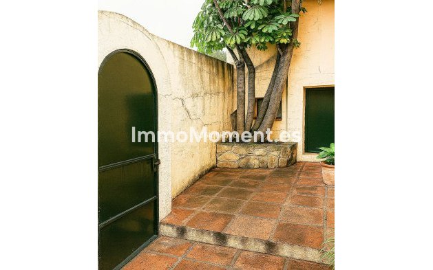 Resale - Villa - Benahavís - Benahavís Centro