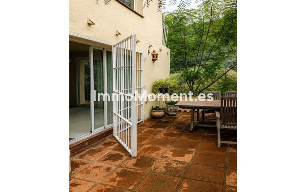 Resale - Villa - Benahavís - Benahavís Centro