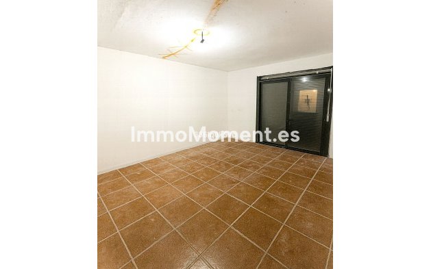 Resale - Villa - Benahavís - Benahavís Centro