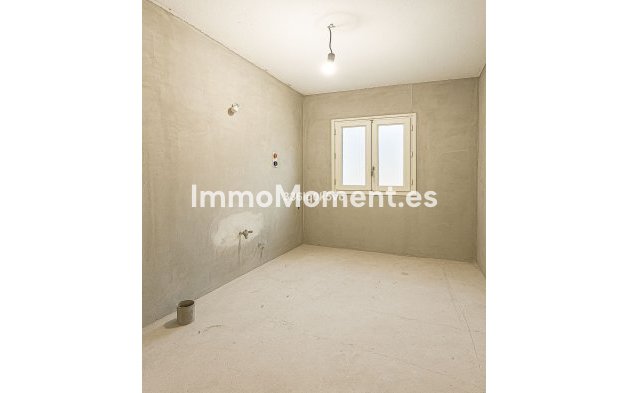 Resale - Villa - Benahavís - Benahavís Centro