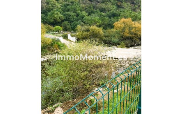 Resale - Villa - Benahavís - Benahavís Centro