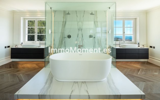 Resale - Villa - Marbella - Sierra Blanca