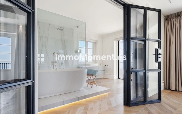 Resale - Villa - Marbella - Sierra Blanca