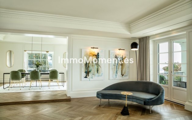 Resale - Villa - Marbella - Sierra Blanca