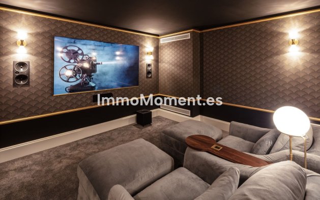 Resale - Villa - Marbella - Sierra Blanca