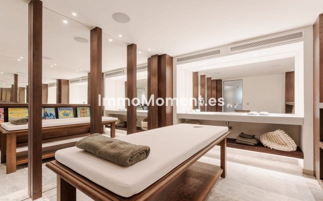 Resale - Villa - Marbella - Sierra Blanca